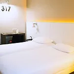 Ibis Styles Lyon Sud Vienne Hotel 3*