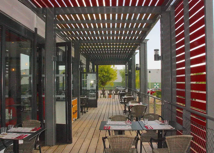 Ibis Styles Lyon Sud Vienne Hotel 3*