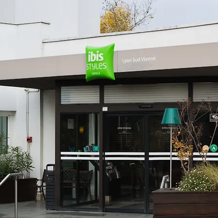 Ibis Styles Lyon Sud Vienne Hotel