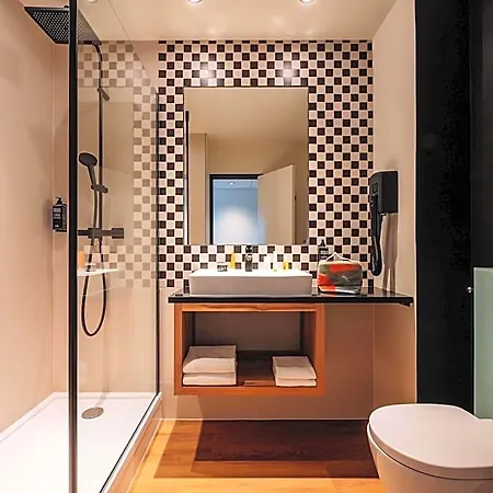 Ibis Styles Lyon Sud Vienne Hotel