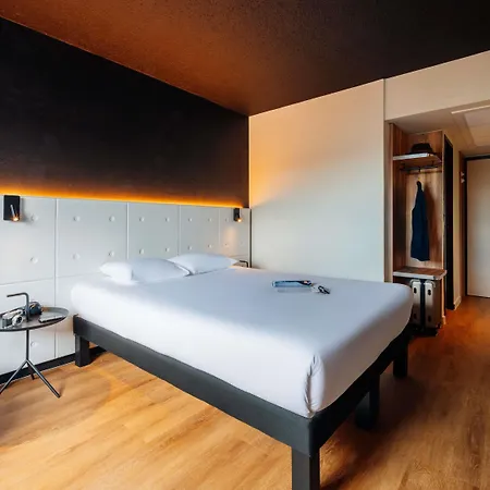 Ibis Styles Lyon Sud Vienne Hotel 3*