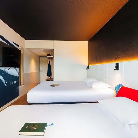 Ibis Styles Lyon Sud Vienne Hotel 3*